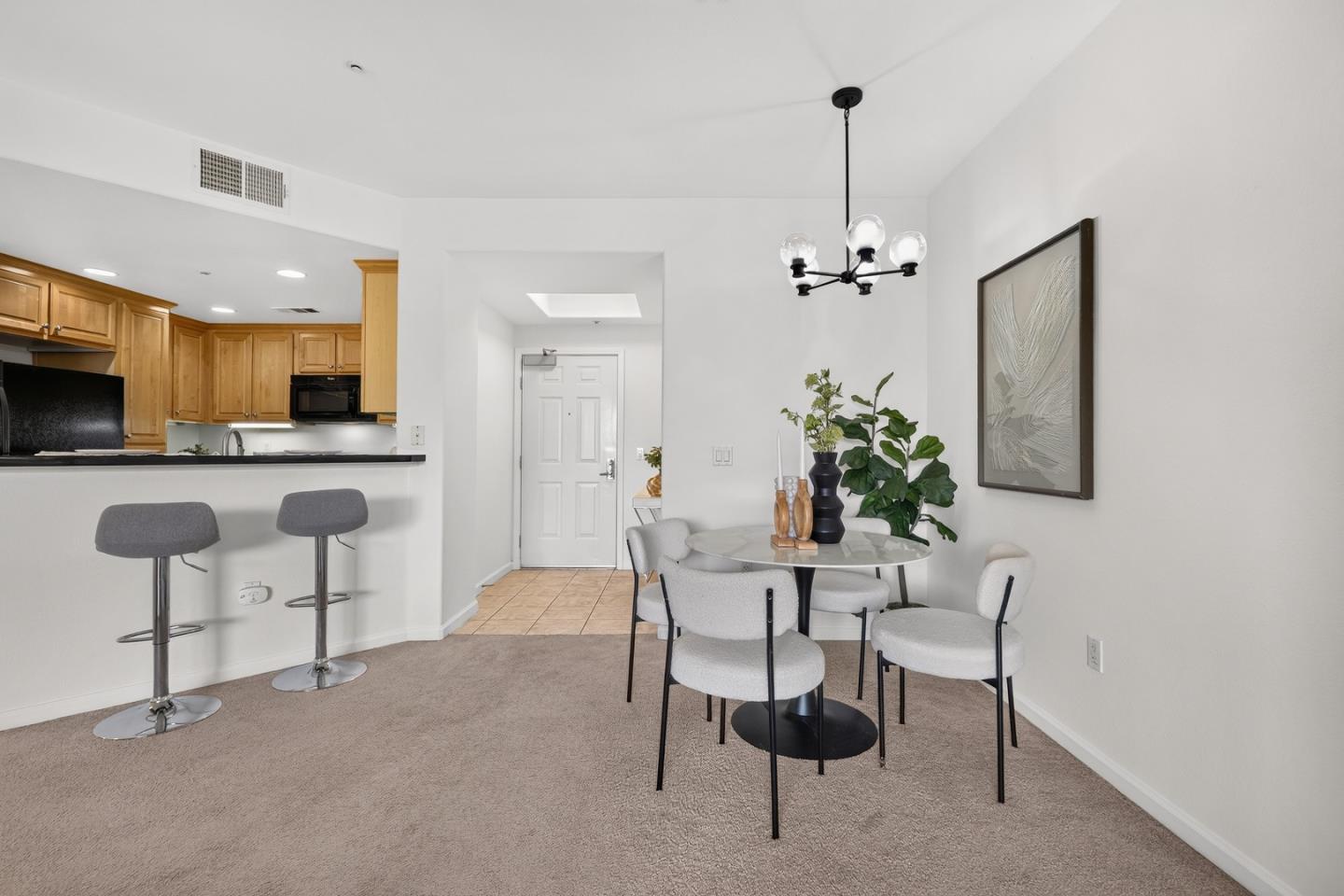 1390 Saddle Rack St 302, SanJose, CA 95126, Photo 6