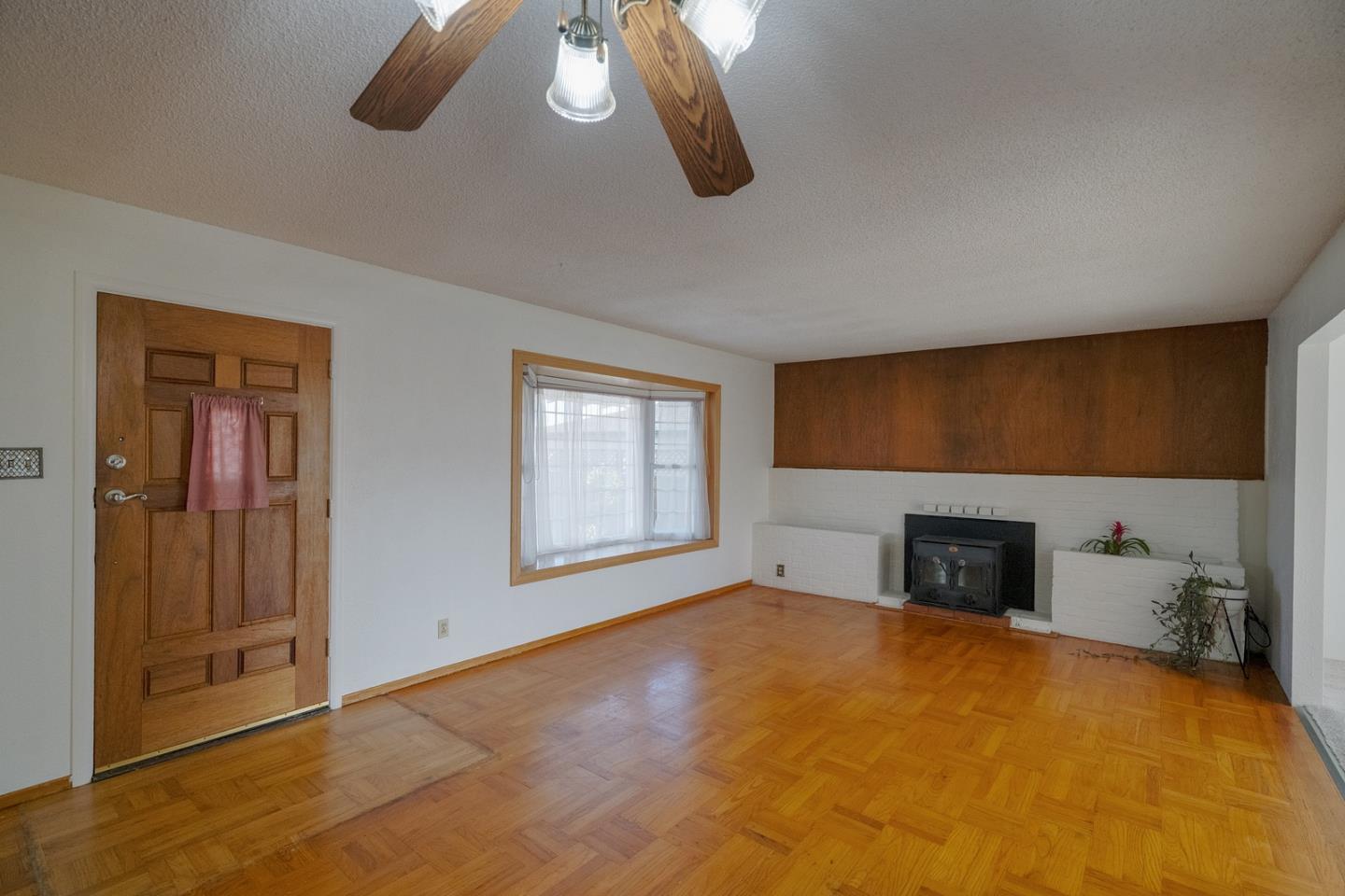 329 Holly Ave, SouthSanFrancisco, CA 94080, Photo 6