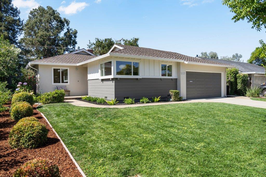 117 Hollycrest DR