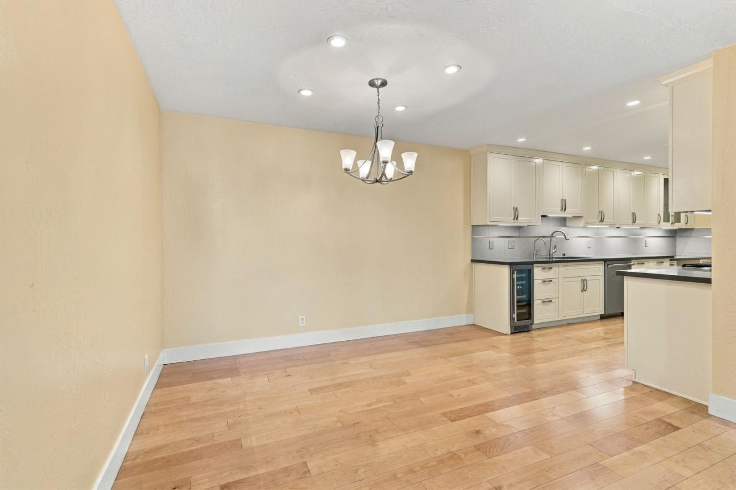 73 3rd ST 15B, LosAltos, CA 94022, Photo 7