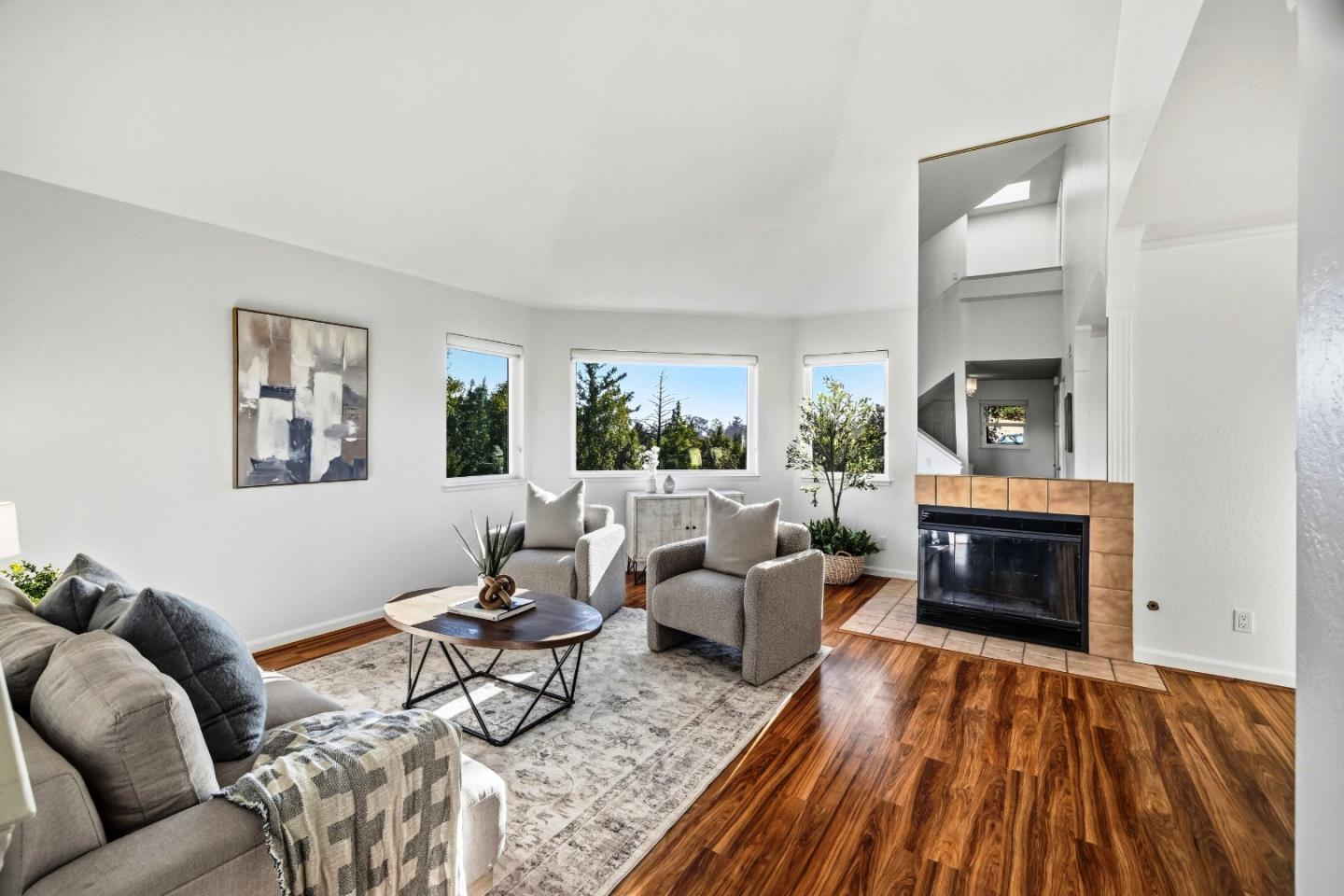 813 Isbel CT, SantaCruz, CA 95060, Photo 6