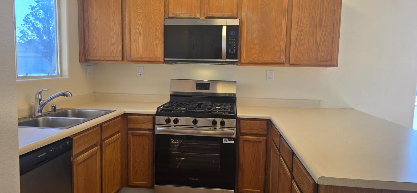 1013 Crestfield St, Soledad, CA 93960, Photo 6