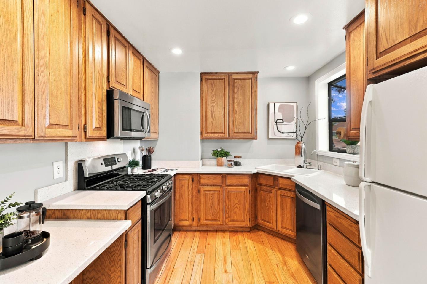157 Central Ave, RedwoodCity, CA 94061, Photo 7