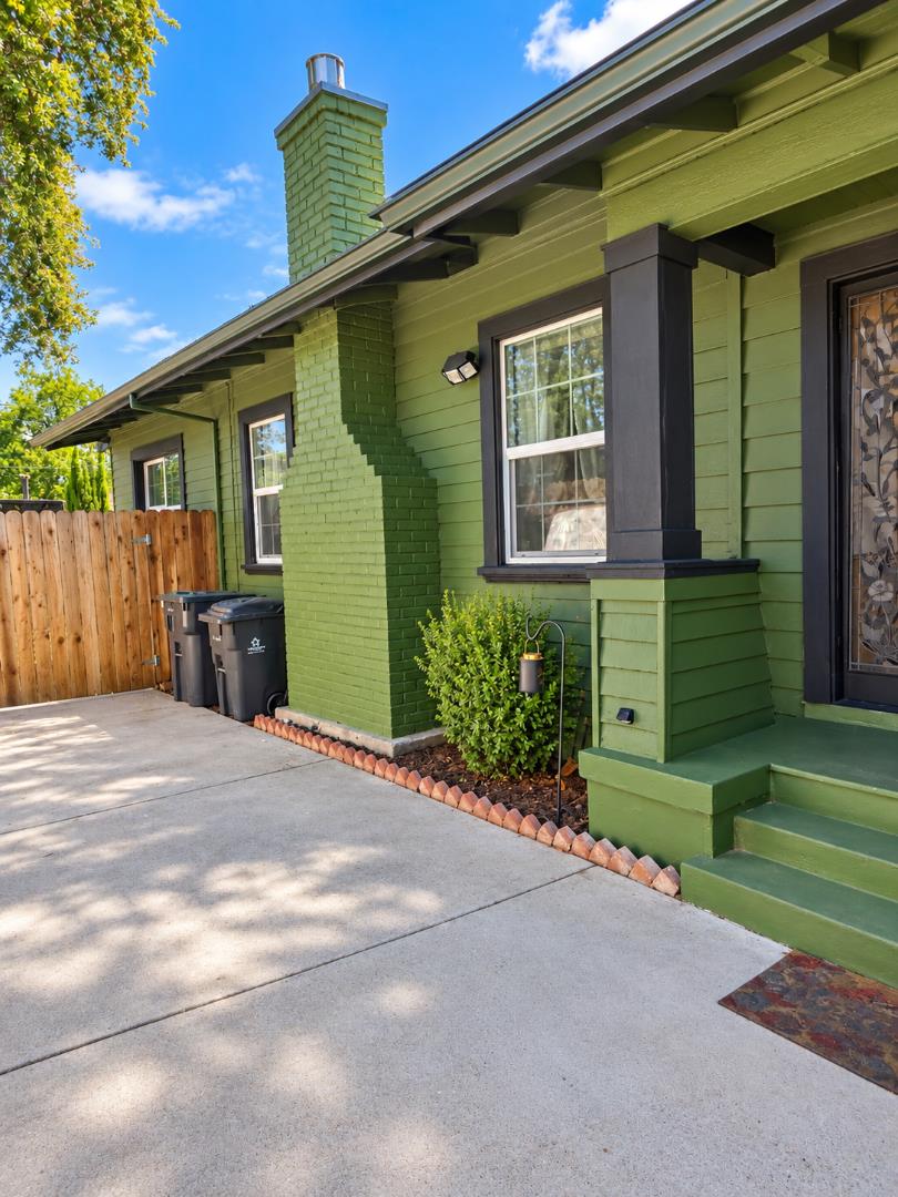 1030 W Rose St, Stockton, CA 95203 photo 17