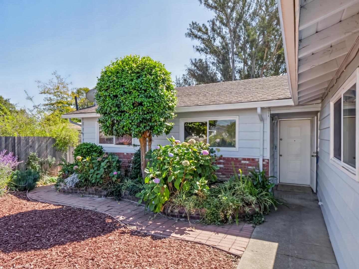 225 W Phillips RD, Corralitos, CA 95076, Photo 2