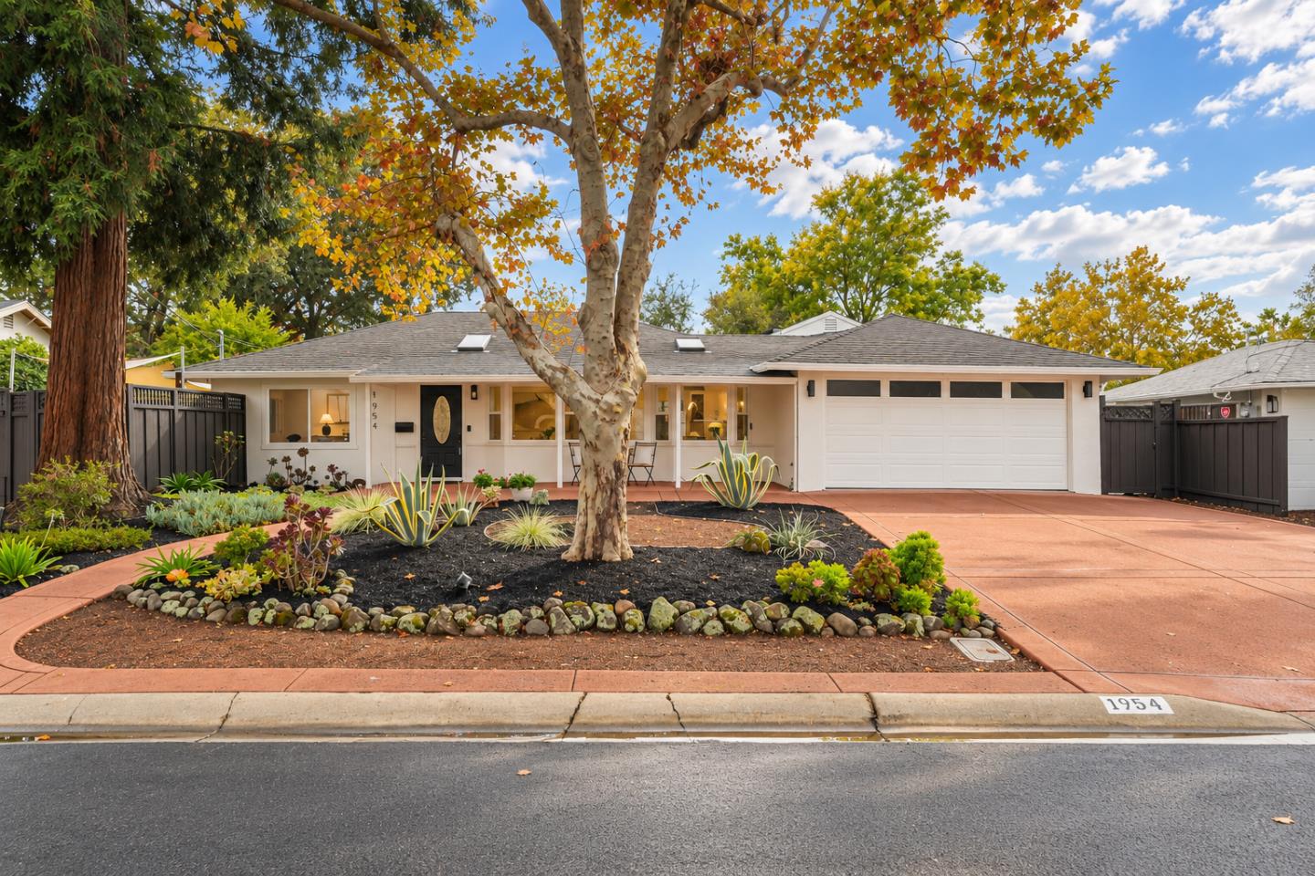 1954 Maybelle Drive
