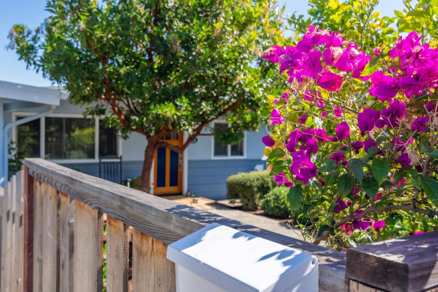 553 English Ave, Monterey, CA 93940, Photo 2