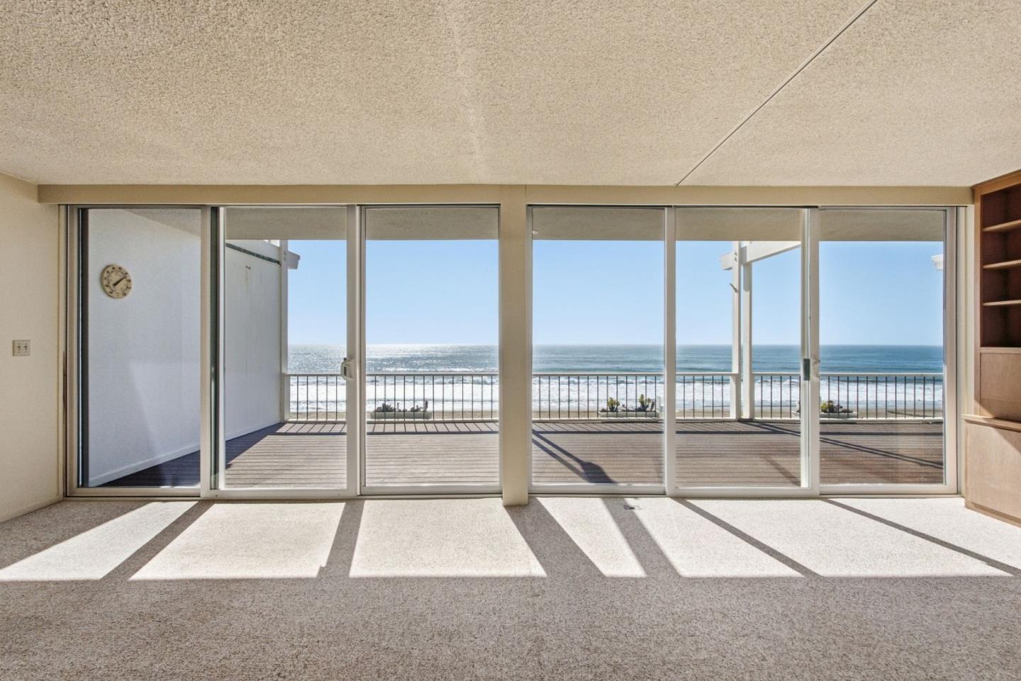 300 Oceanview DR 302, LaSelvaBeach, CA 95076, Photo 2