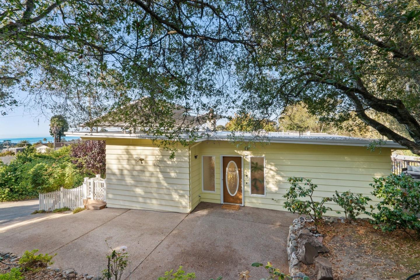 534 Cathedral DR, Aptos, CA 95003, Photo 2