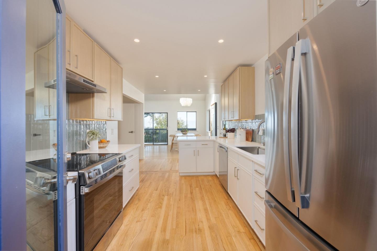 212 Dolores St, ElGranada, CA 94018, Photo 6