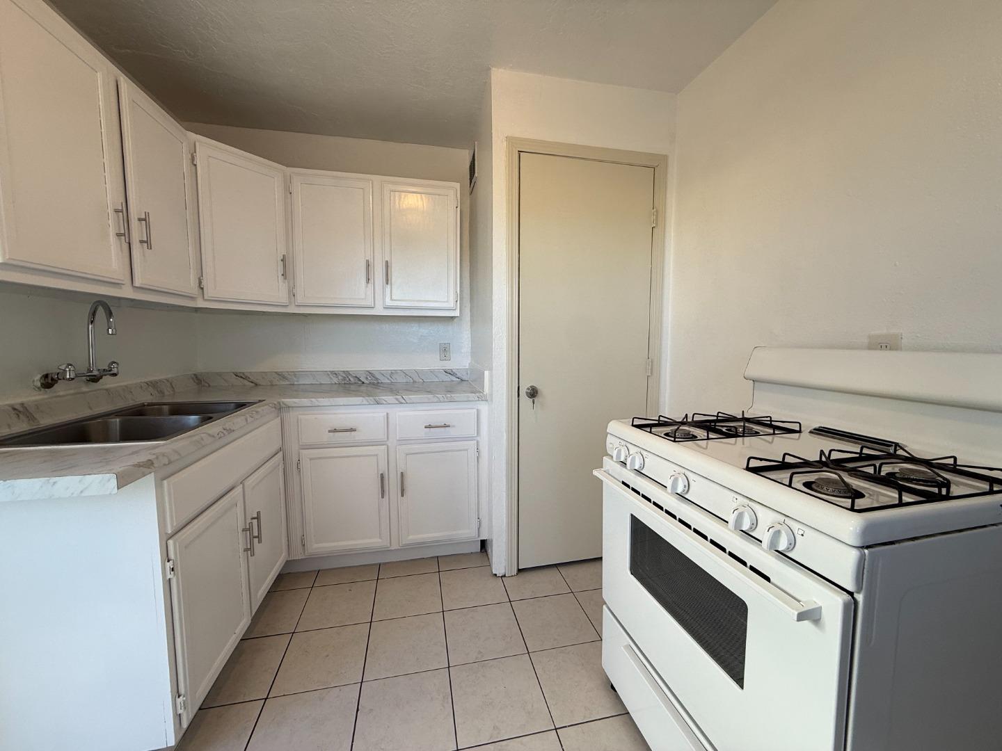 2433 San Pablo Ave, Berkeley, CA 94702, Photo 7