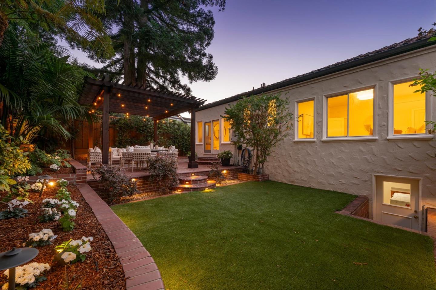 469 Fairfax Ave, SanMateo, CA 94402, Photo 2