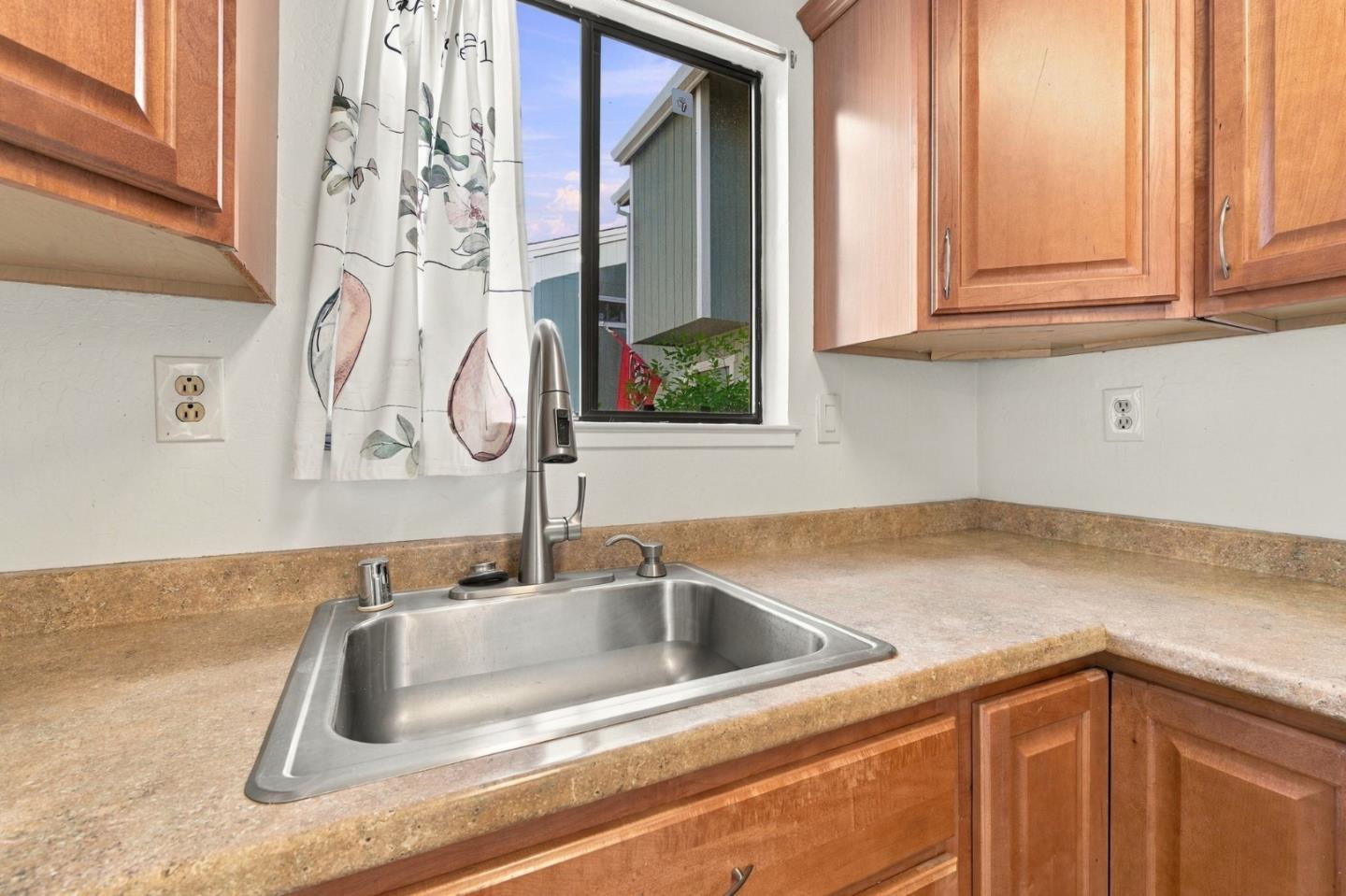 1128 Maywood Ln 51C, Martinez, CA 94553, Photo 6