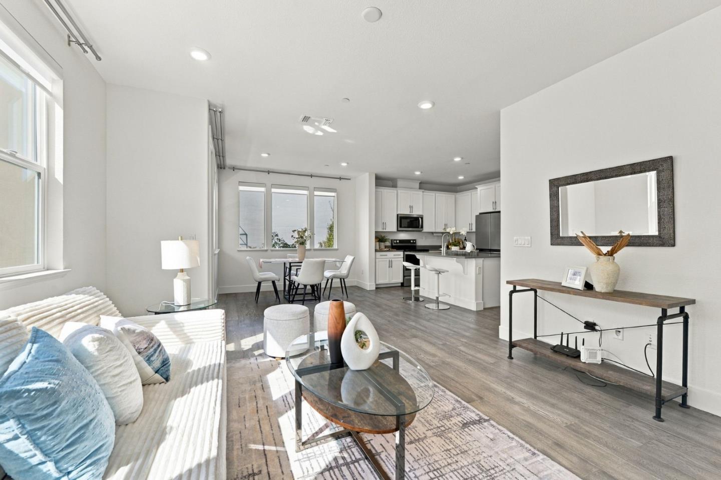 43 Tidal Way, SanMateo, CA 94401, Photo 6