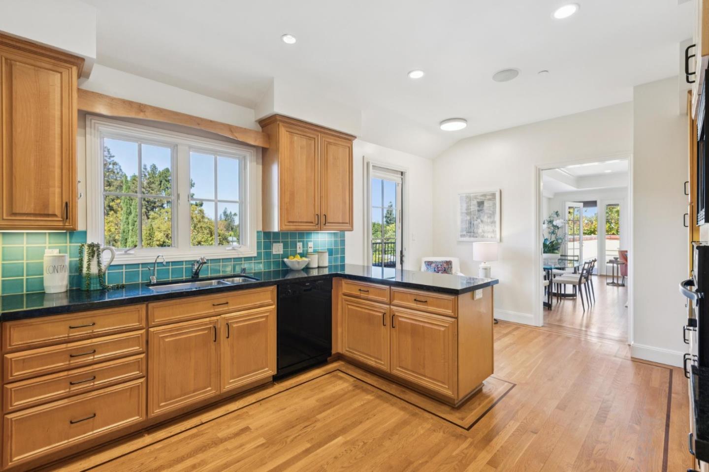 555 Byron St 402, PaloAlto, CA 94301, Photo 6