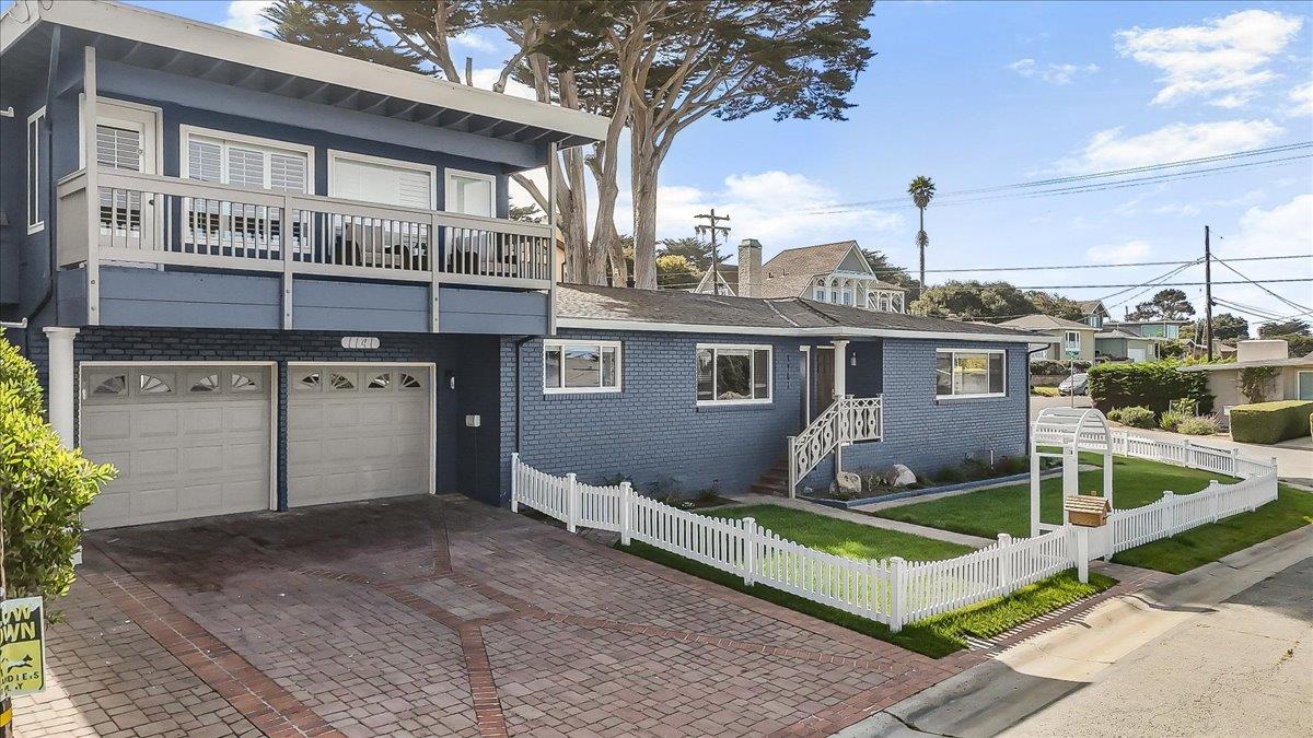 1141 Shell AVE, PacificGrove 93950