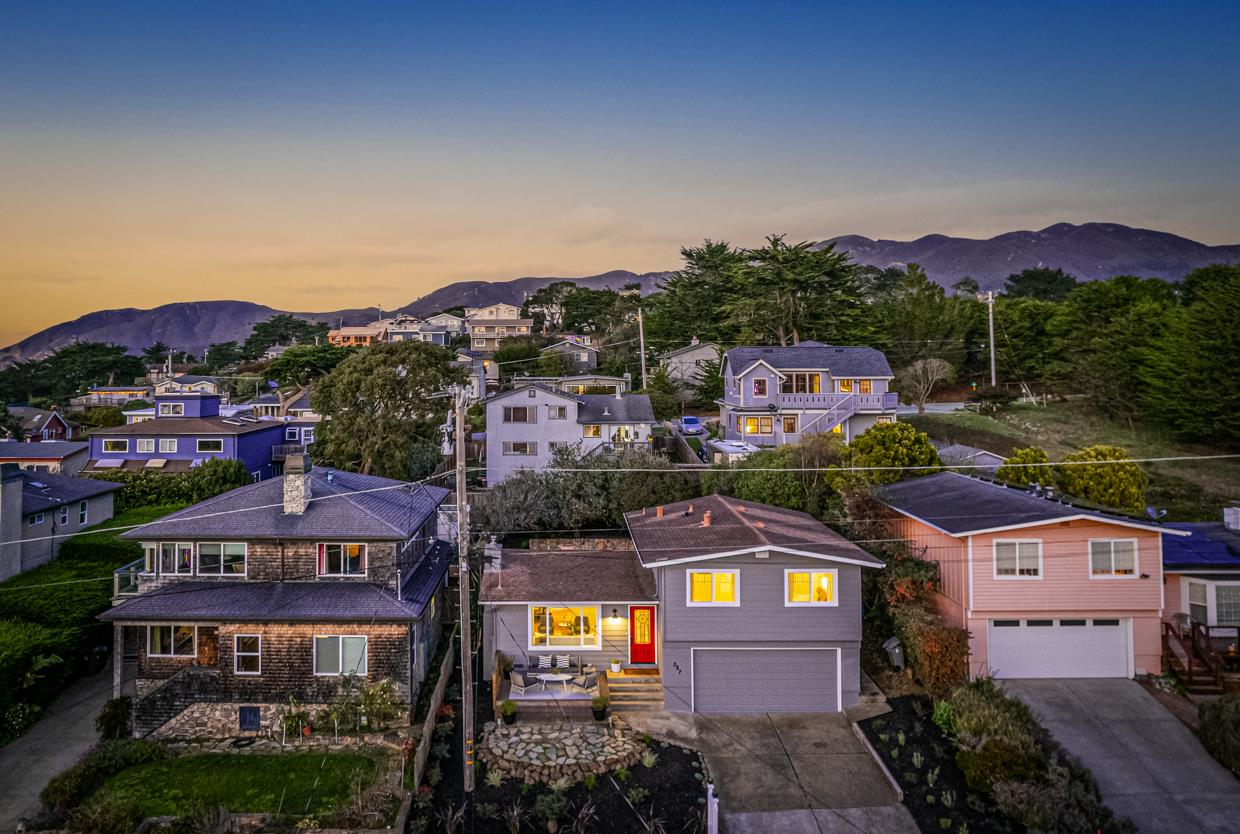 387 13th St, Montara, CA 94037, Photo 2