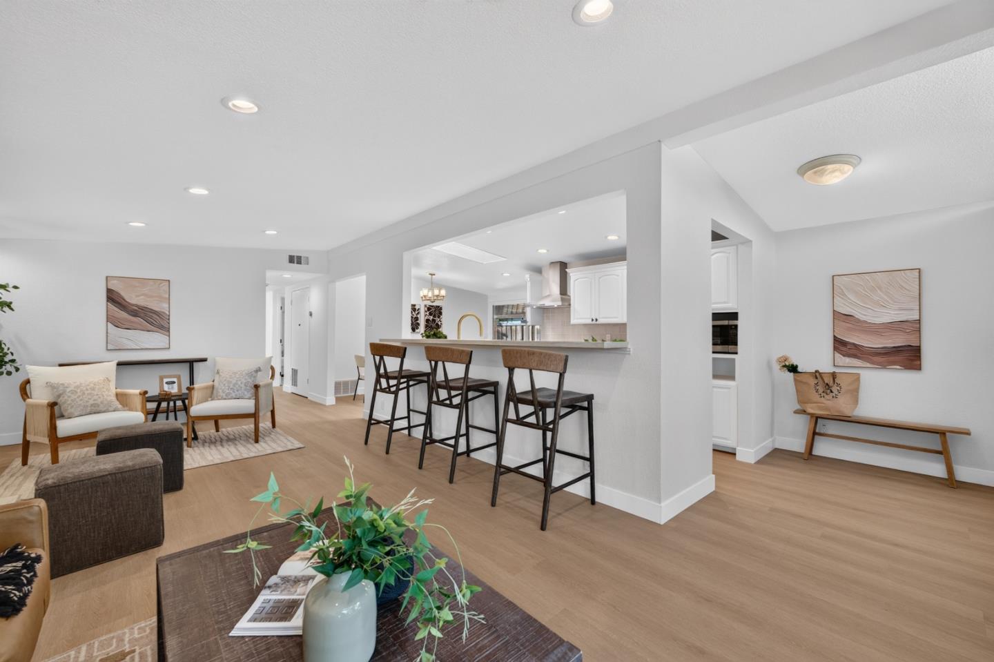 White Dr, SantaClara, CA 95051, Photo 5