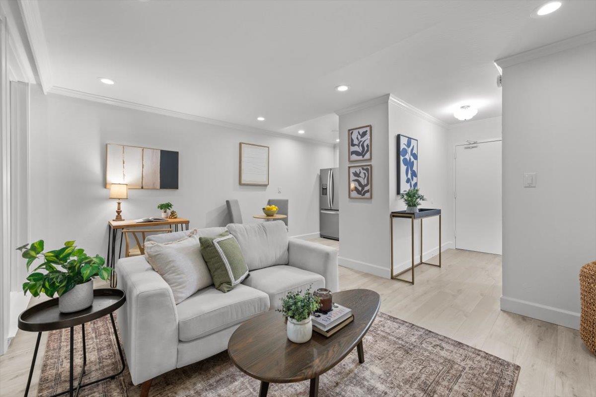 1614 Hudson 311, RedwoodCity 94061