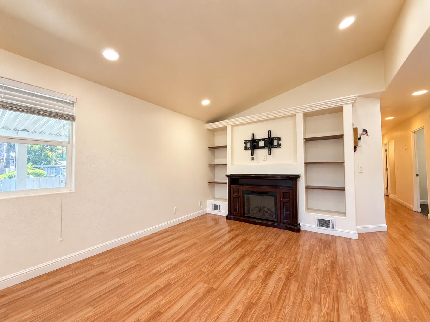 900 Golden Wheel 217, SanJose, CA 95112, Photo 4