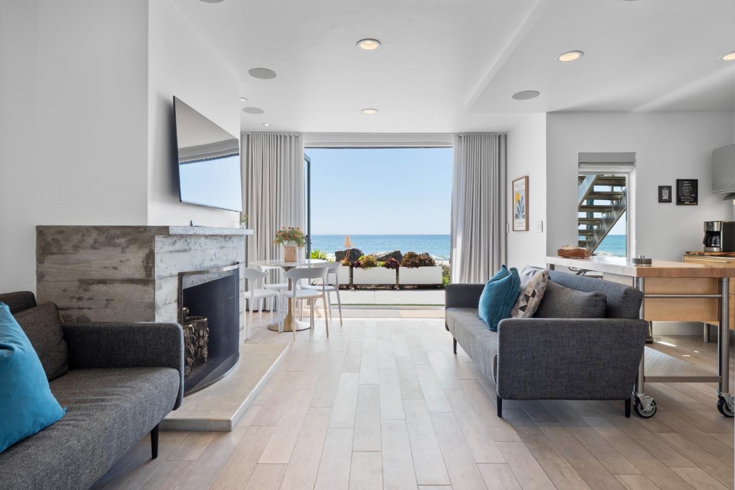 264 Beach Dr, Aptos 95003