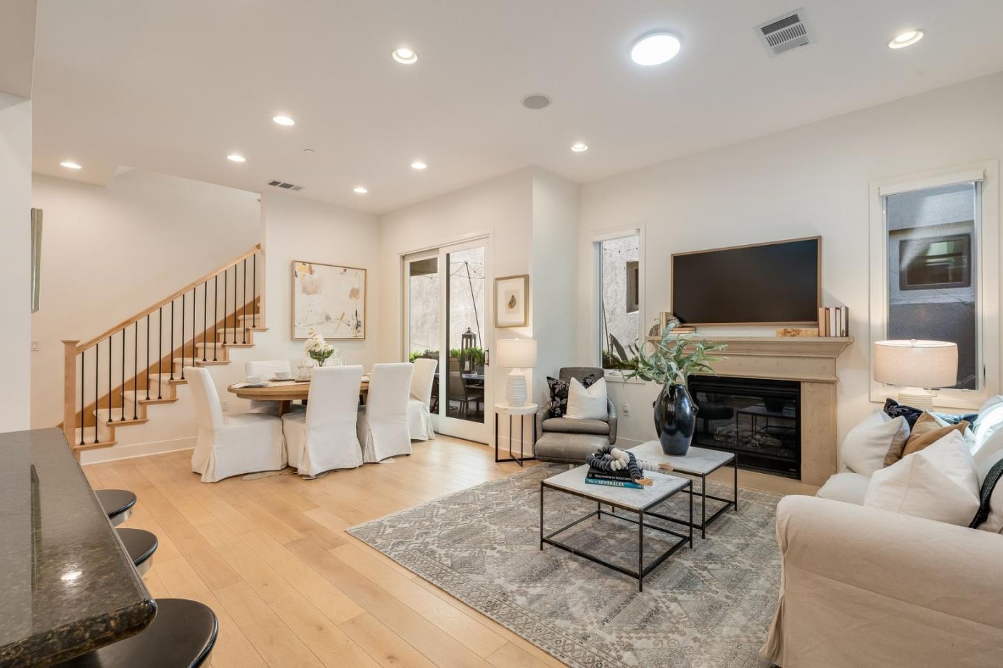 3493 Alma Village Cir, PaloAlto, CA 94306, Photo 4