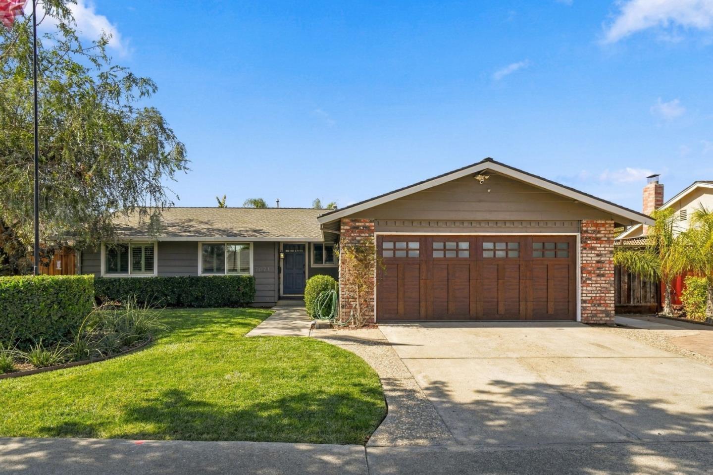 7821 Santa Barbara Dr, Gilroy, CA 95020, Photo 2