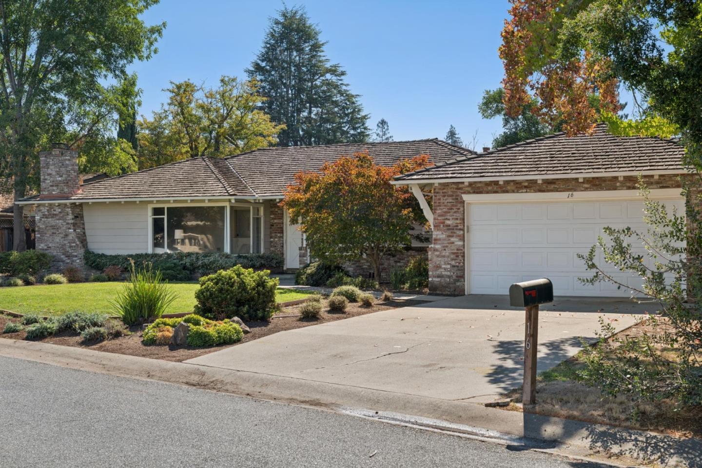16 Alma Ct, LosAltos, CA 94022, Photo 4