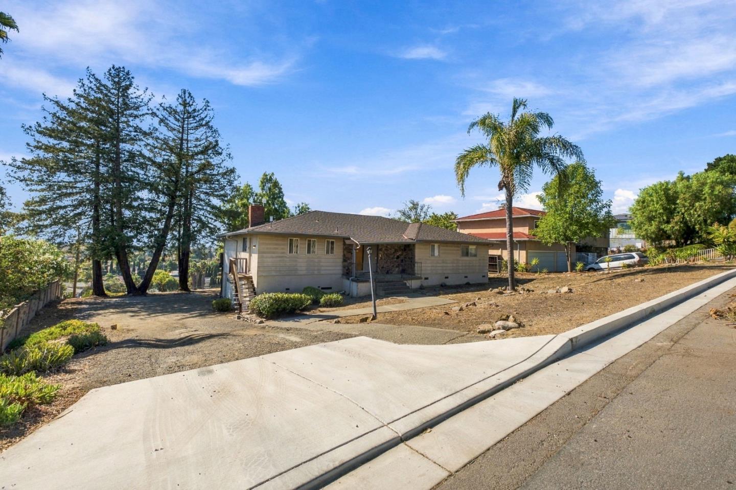 1035 Vista Del Mar, SanJose 95132