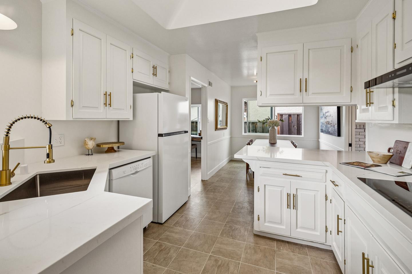 7537 Newcastle Dr, Cupertino, CA 95014, Photo 5