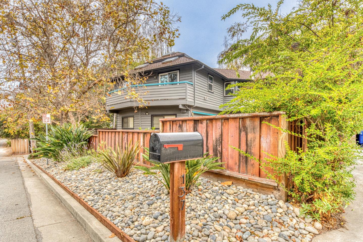 137 Holway Dr, SantaCruz 95065