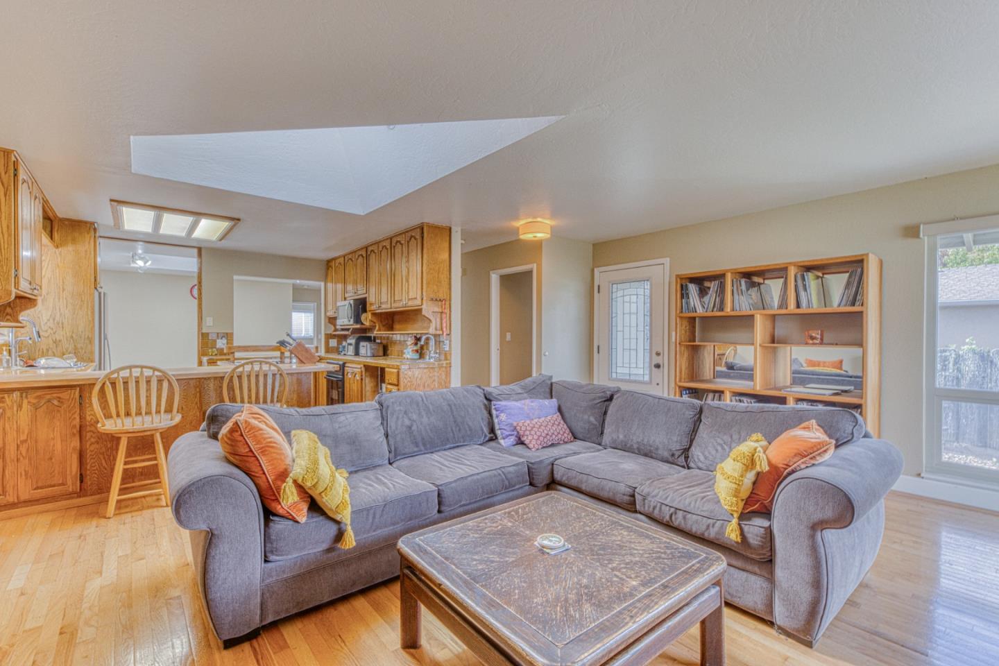 945 San Simeon Dr, Salinas, CA 93901, Photo 6