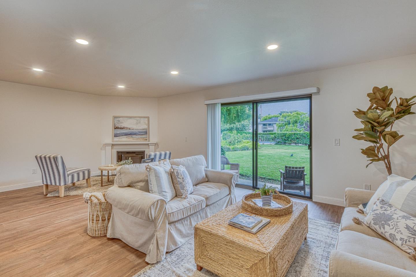 3850 Rio Rd 24, Carmel, CA 93923, Photo 6