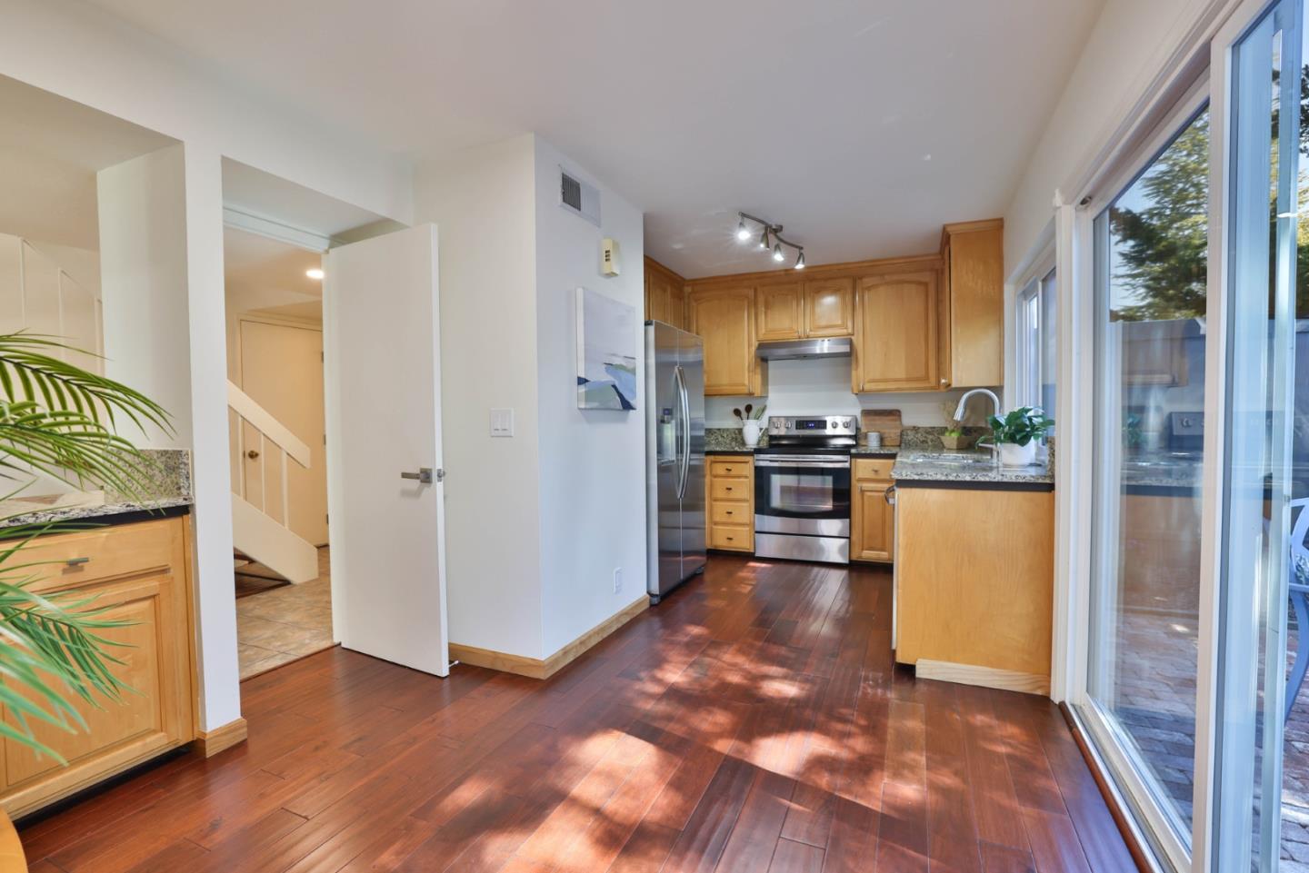 22065 Mcclellan Rd, Cupertino, CA 95014, Photo 7