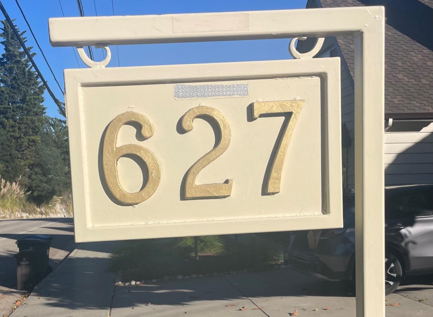 Front Image Thumbnail for ML82064474