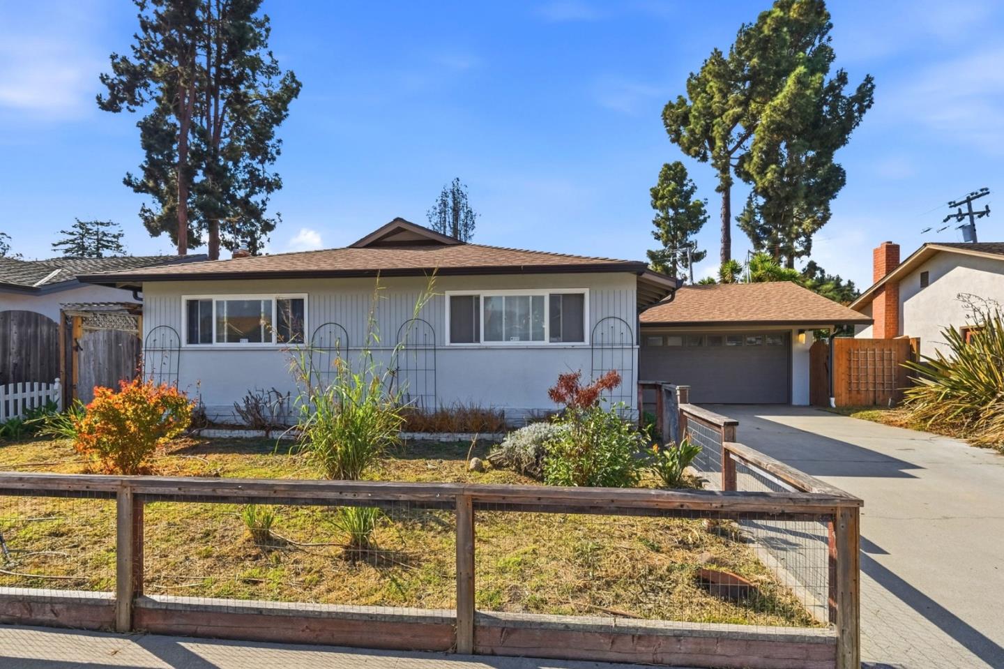 145 Wesley St, Capitola, CA 95010