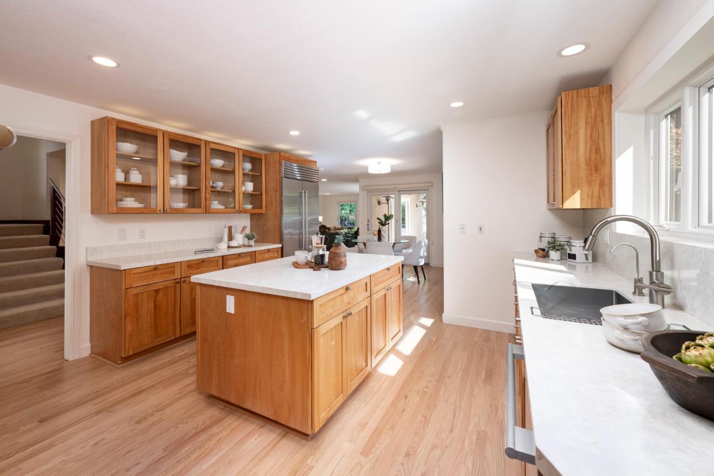 927 Wilmington Way, RedwoodCity, CA 94062, Photo 4