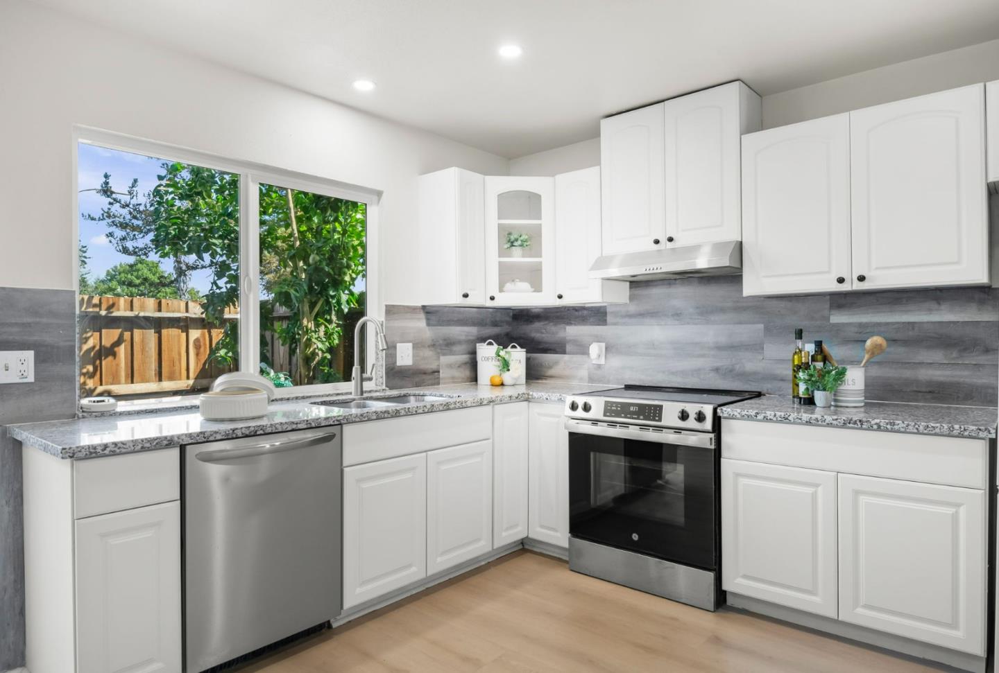 2346 Warfield Way D, SanJose, CA 95122, Photo 6