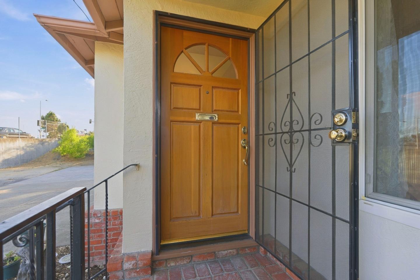 985 Market St, Alameda, CA 94501, Photo 4