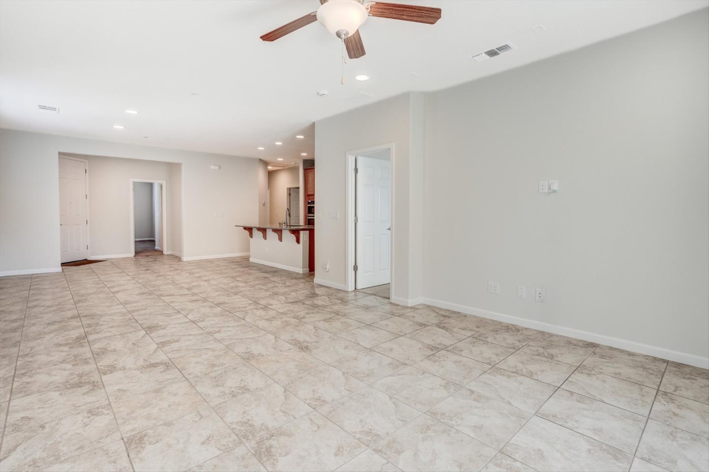 1382 Mill Run Ct, Manteca, CA 95336 photo 12