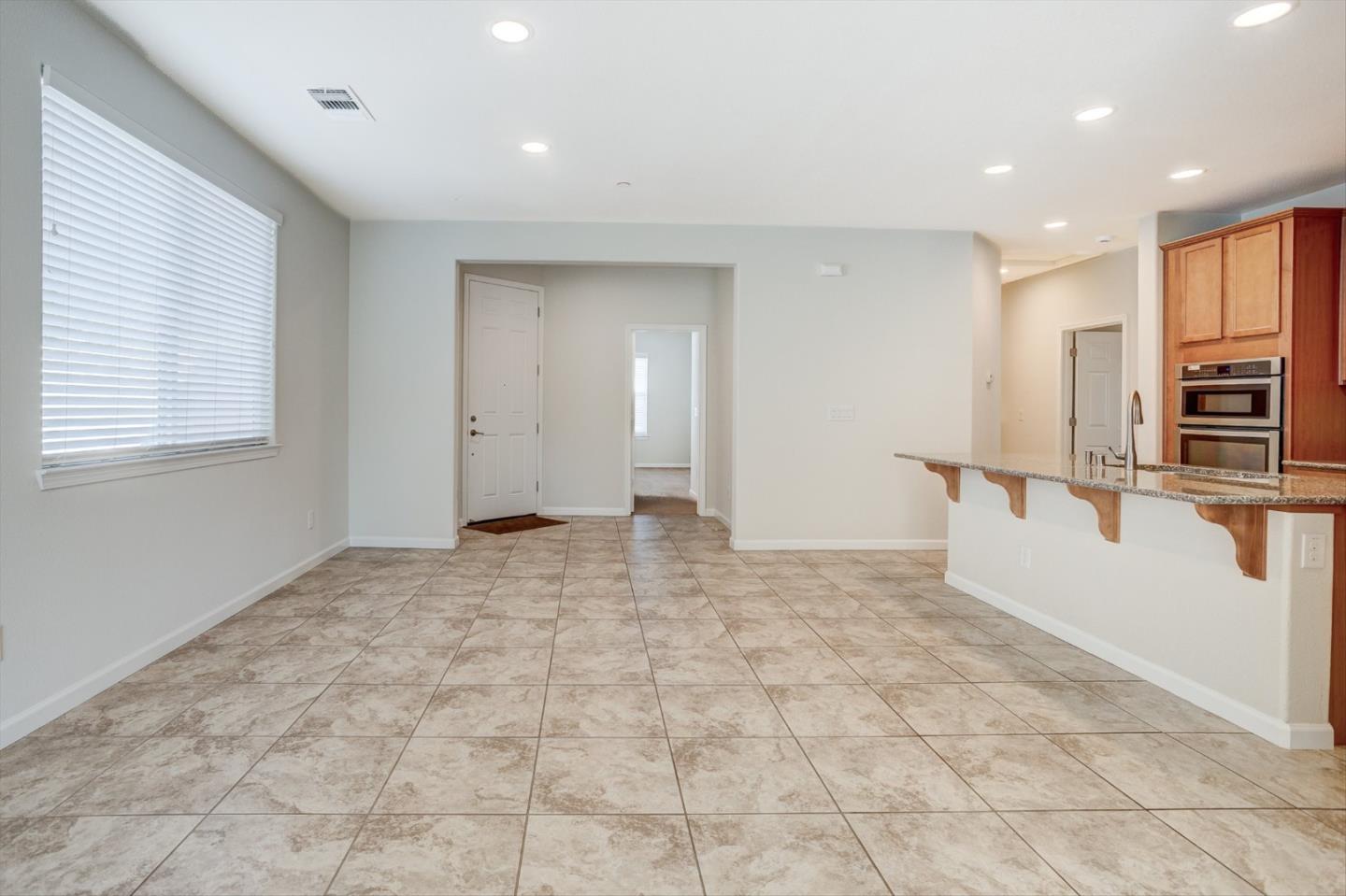 1382 Mill Run Ct, Manteca, CA 95336 photo 13