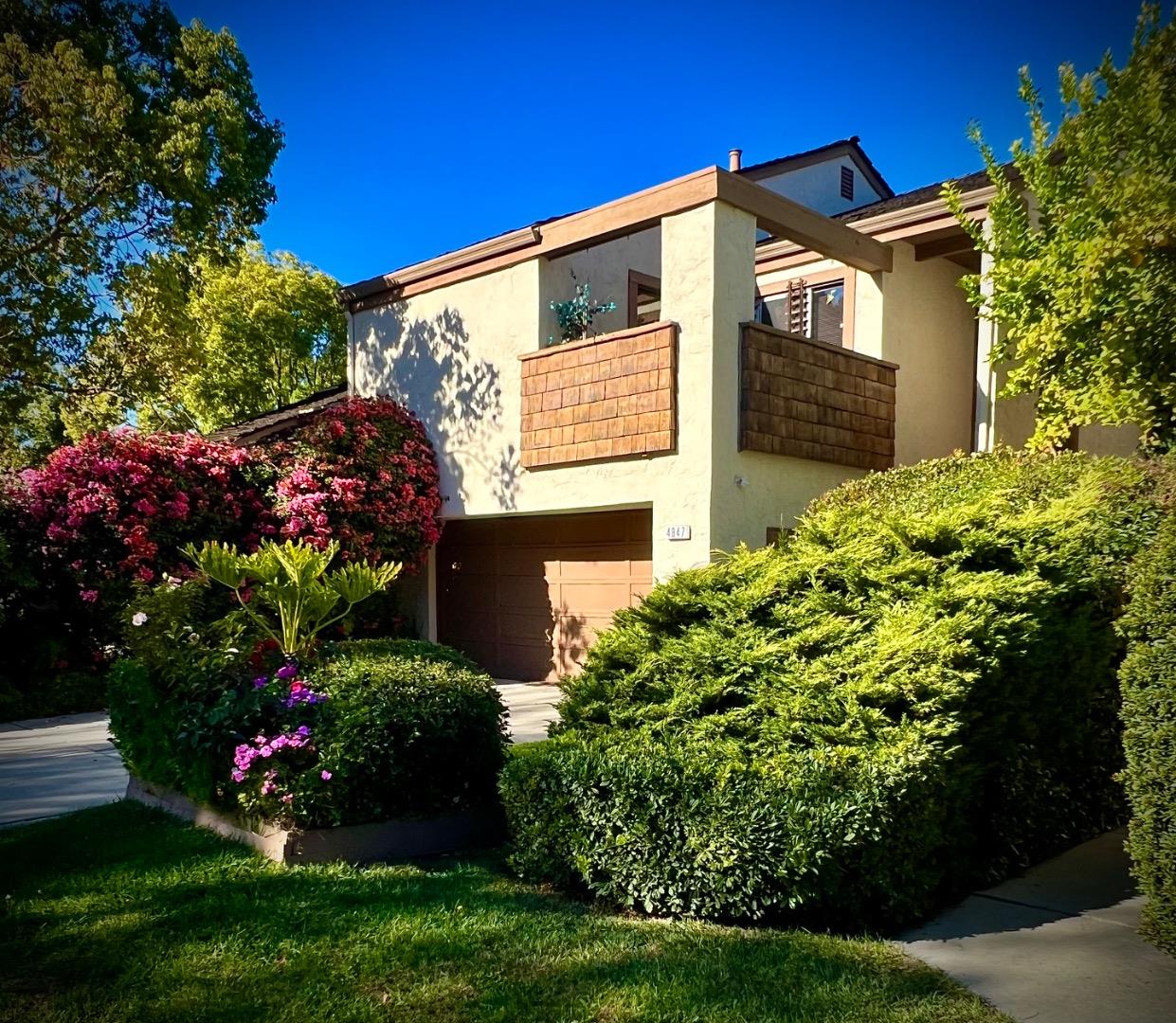 4847 Lago Vista Cir