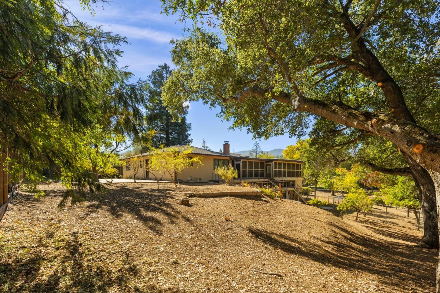 13158 Stewart Ct, Saratoga, CA 95070, Photo 2