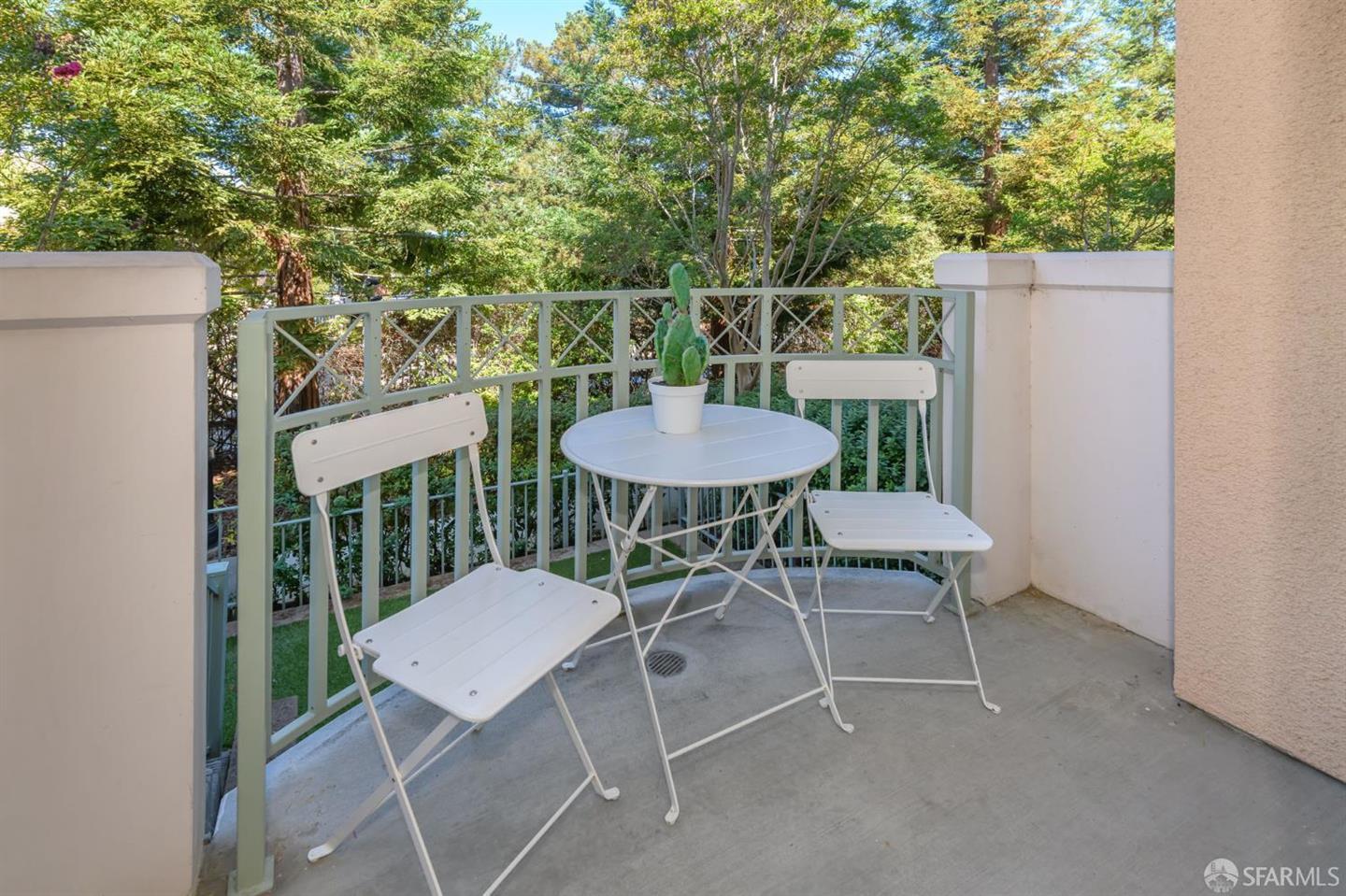 168 Campbell Dr, MountainView, CA 94043, Photo 3
