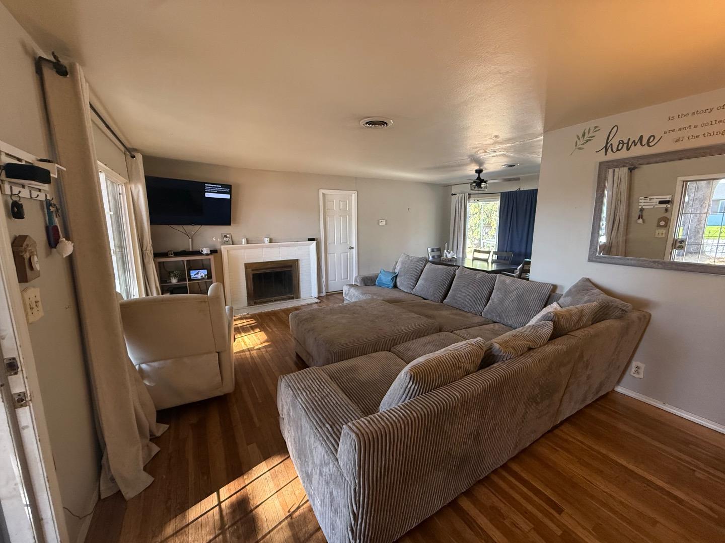 1 W Mayfair Ave, Stockton, CA 95207 photo 7