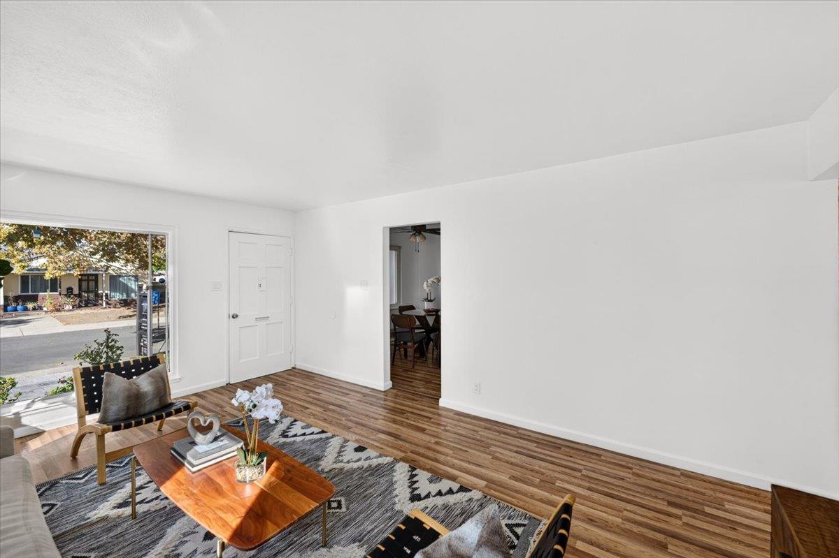 884 Beechwood Ave, Vallejo, CA 94591 photo 5