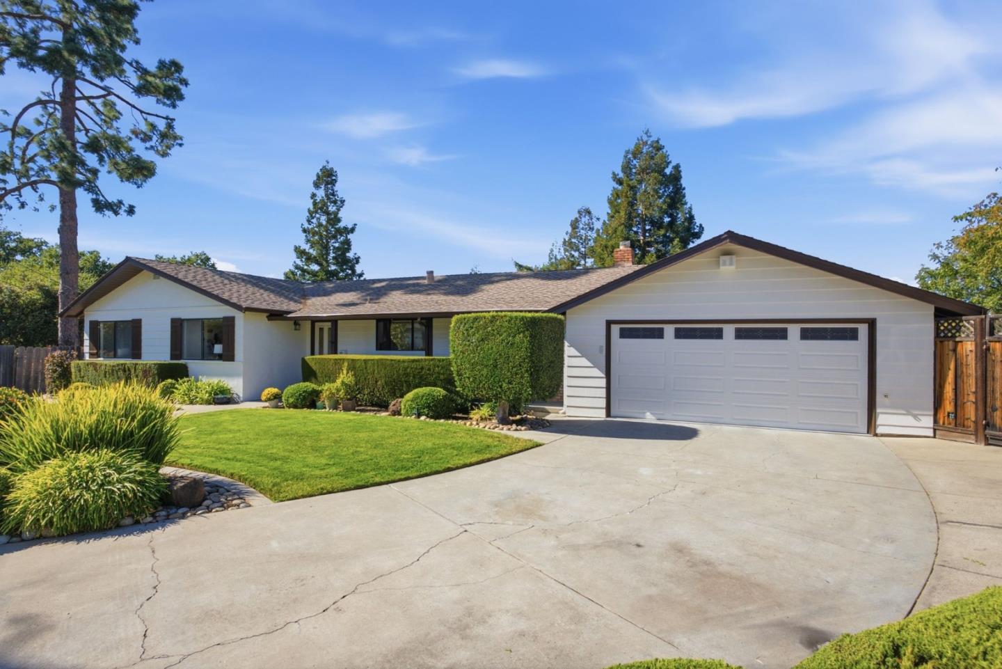 21905 Meadowview Ln, Cupertino, CA 95014, Photo 3
