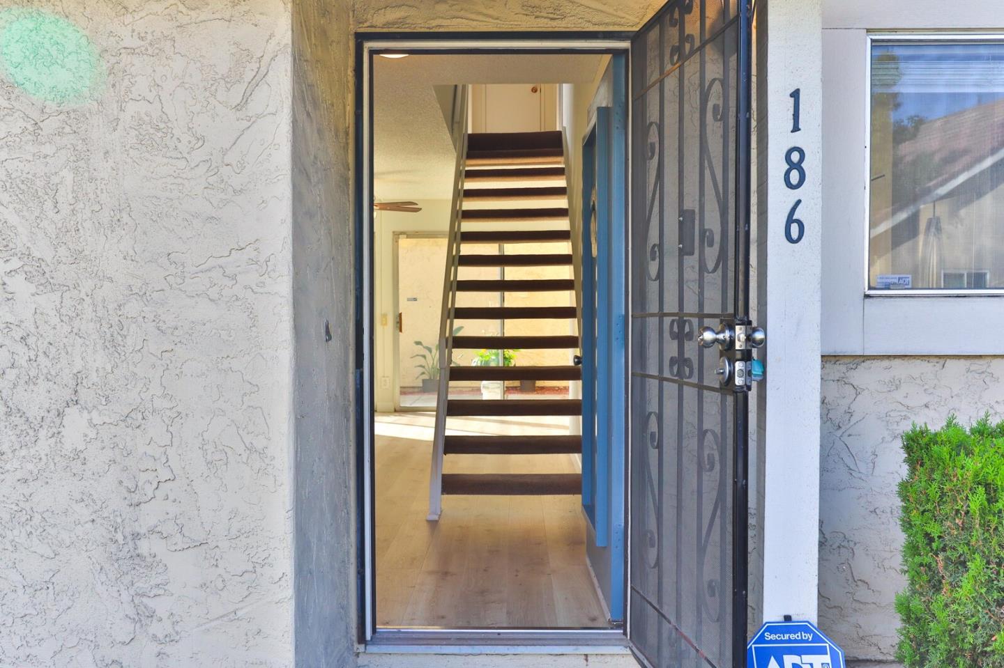186 Truckee Ln, SanJose, CA 95136, Photo 3