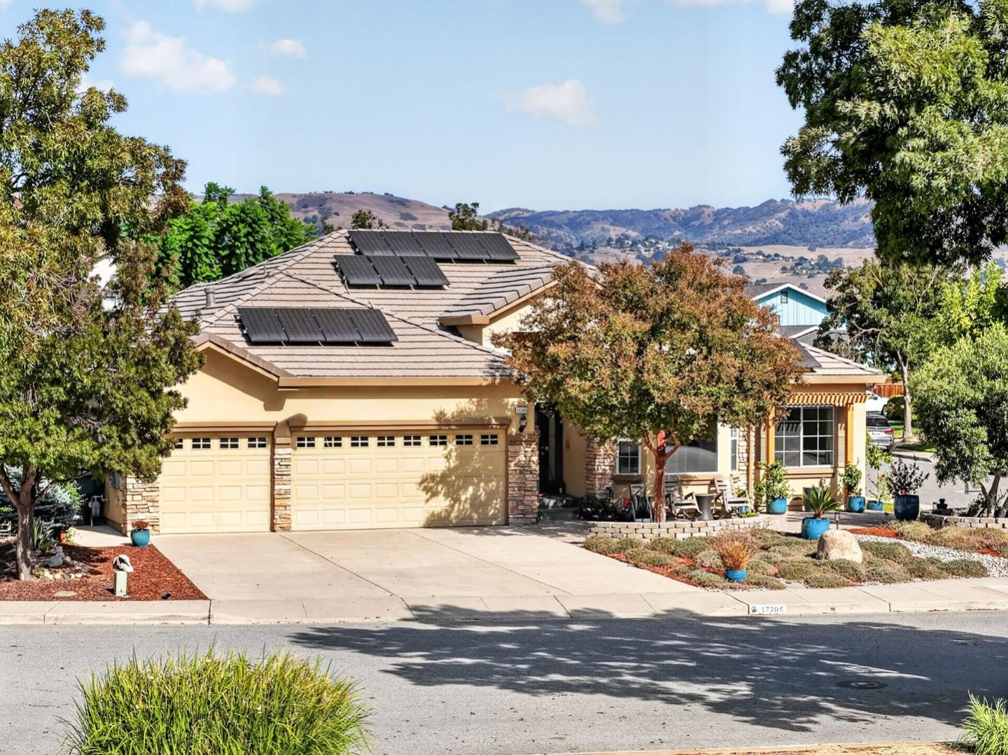 17205 Rosemary Cir, MorganHill, CA 95037, Photo 3
