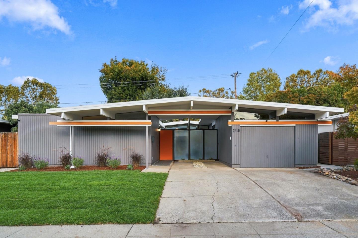 2418 Fairglen Dr